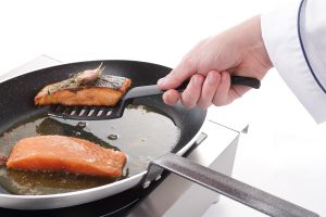 perforierter und hitzebeständiger Wender